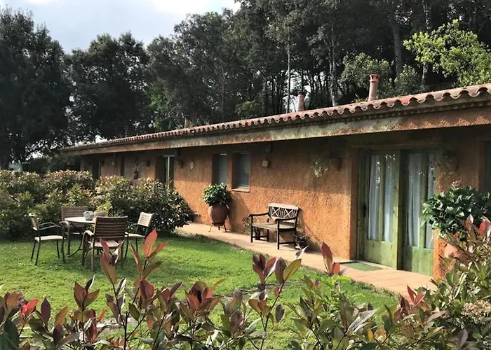 Aurora 2-Bed Cottage - Sleeps 4 - Montseny Park