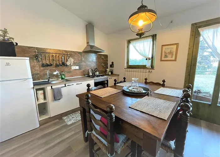 Aurora 2-Bed Cottage - Sleeps 4 - Montseny Park