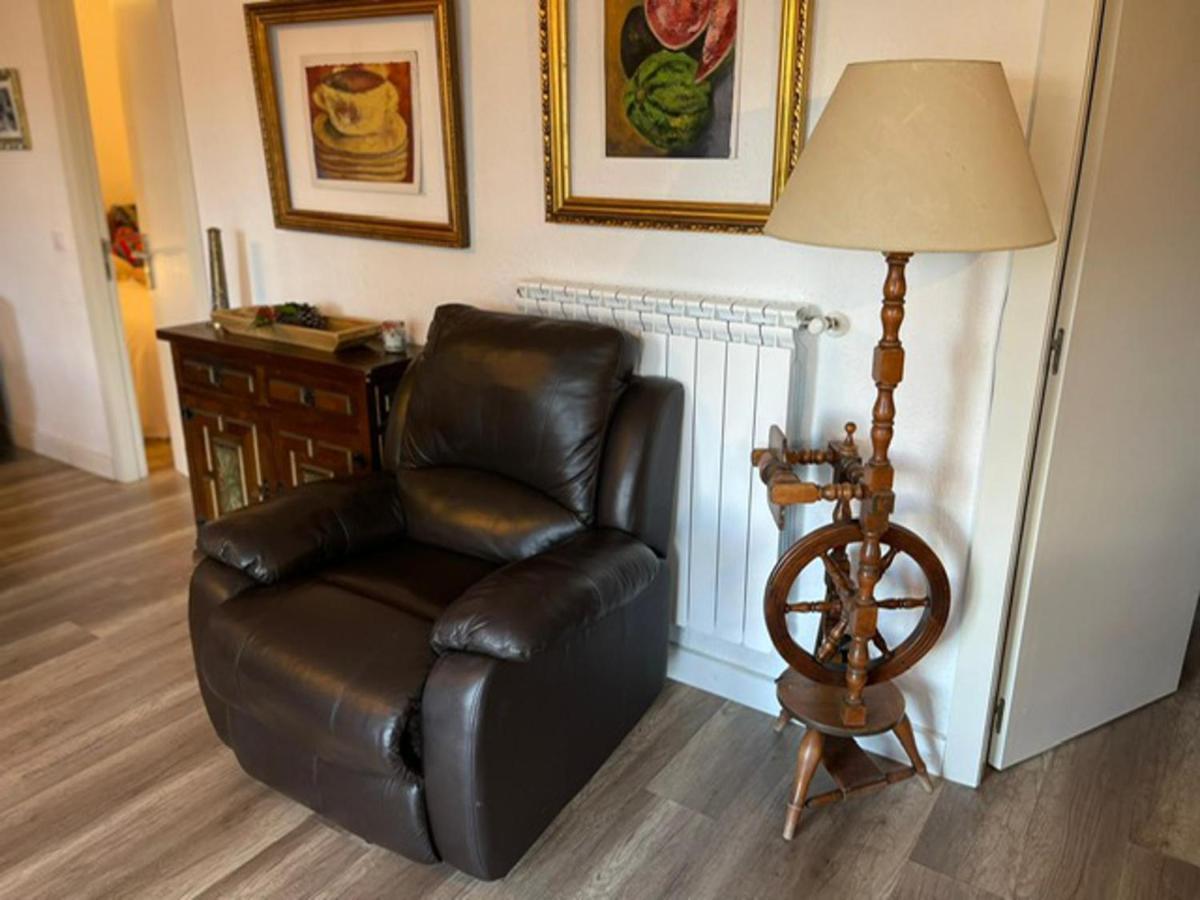 Aurora 2-bed - Sleeps 4 - Montseny Park *